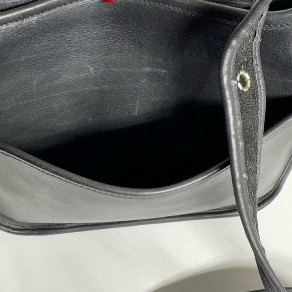 Vintage Y2K Coach Legacy Zip 9966 Black Cow Hide Leather Crossbody Shoulder Bag - Picture 13 of 16